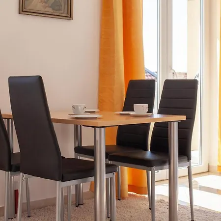Apartment Andric Makarska