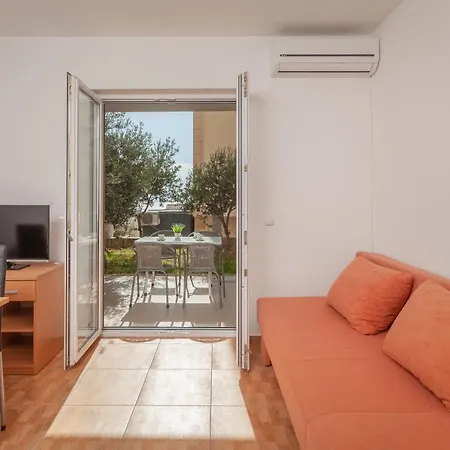 Andric Apartment *