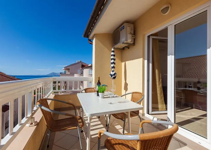 Emilija Appartamento Makarska