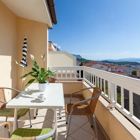 Emilija Appartement *