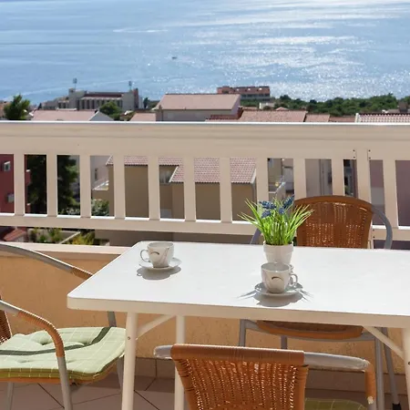 Emilija Appartement Makarska