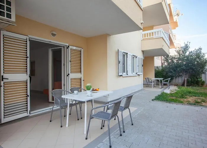 Apartament Emilija *